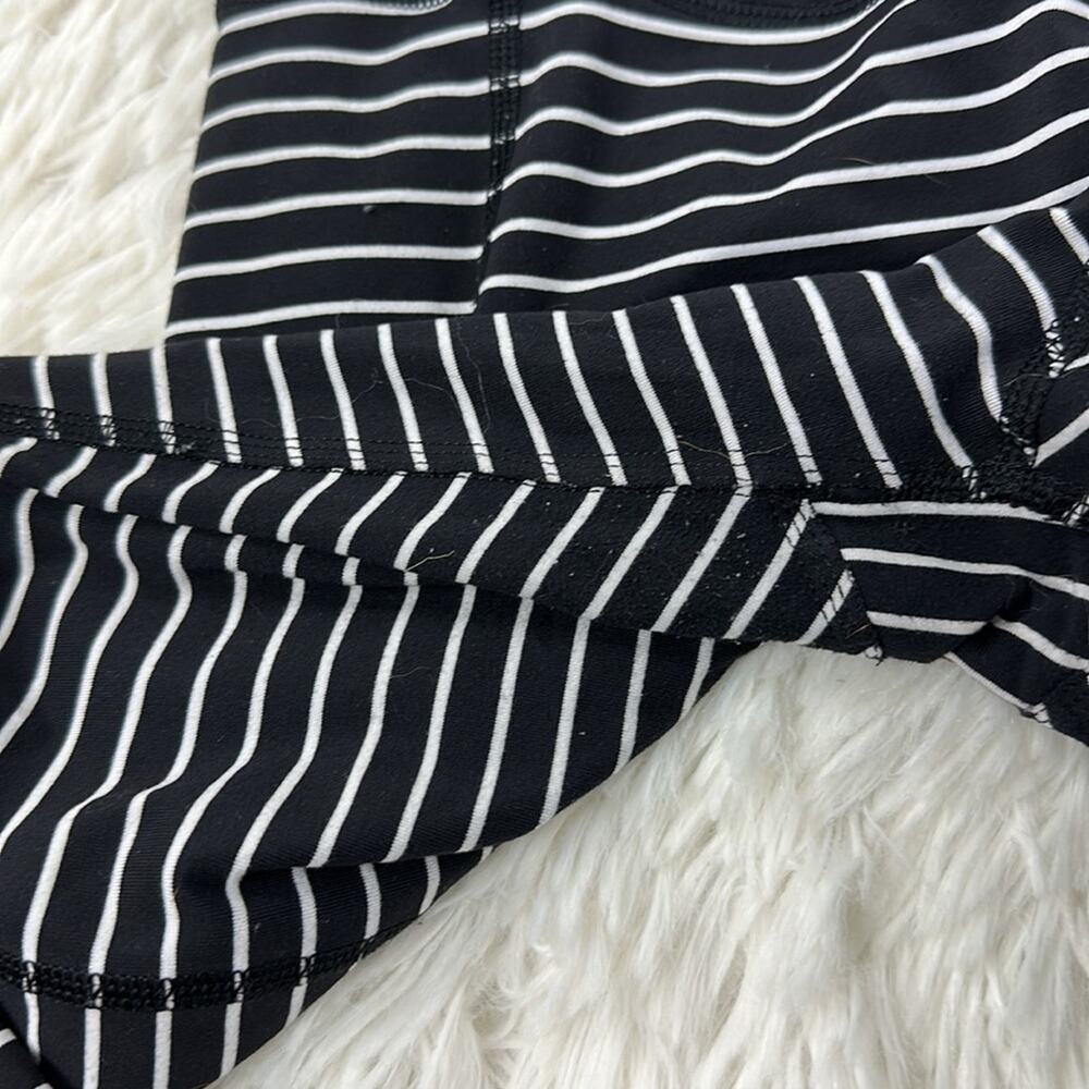 Lululemon Runday Crop Parallel Stripe - Picture 4 of 8